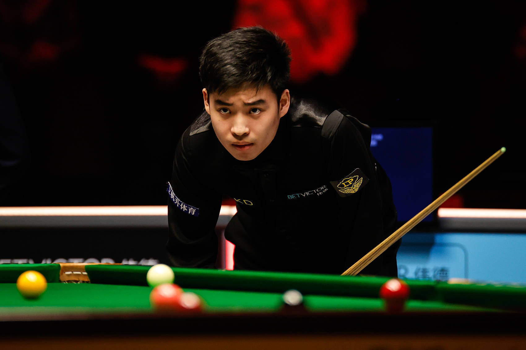 以外围厚势 以外围厚势